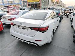 نيسان سنترا